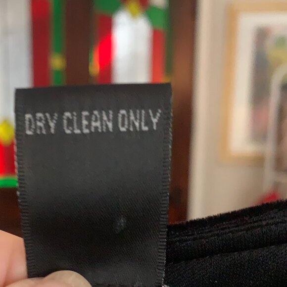 ❤️HP❤️🌟Virgo Petite Little Black Velvet Dress (SZ 10) - Picture 6 of 6